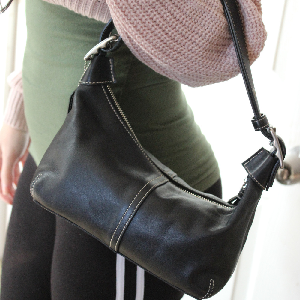 Coach small adjustable leather bag